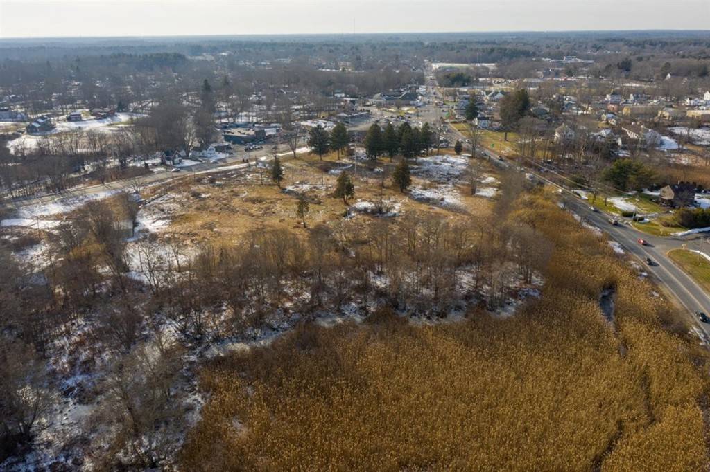 West Bridgewater, MA 02379,44 S Main St