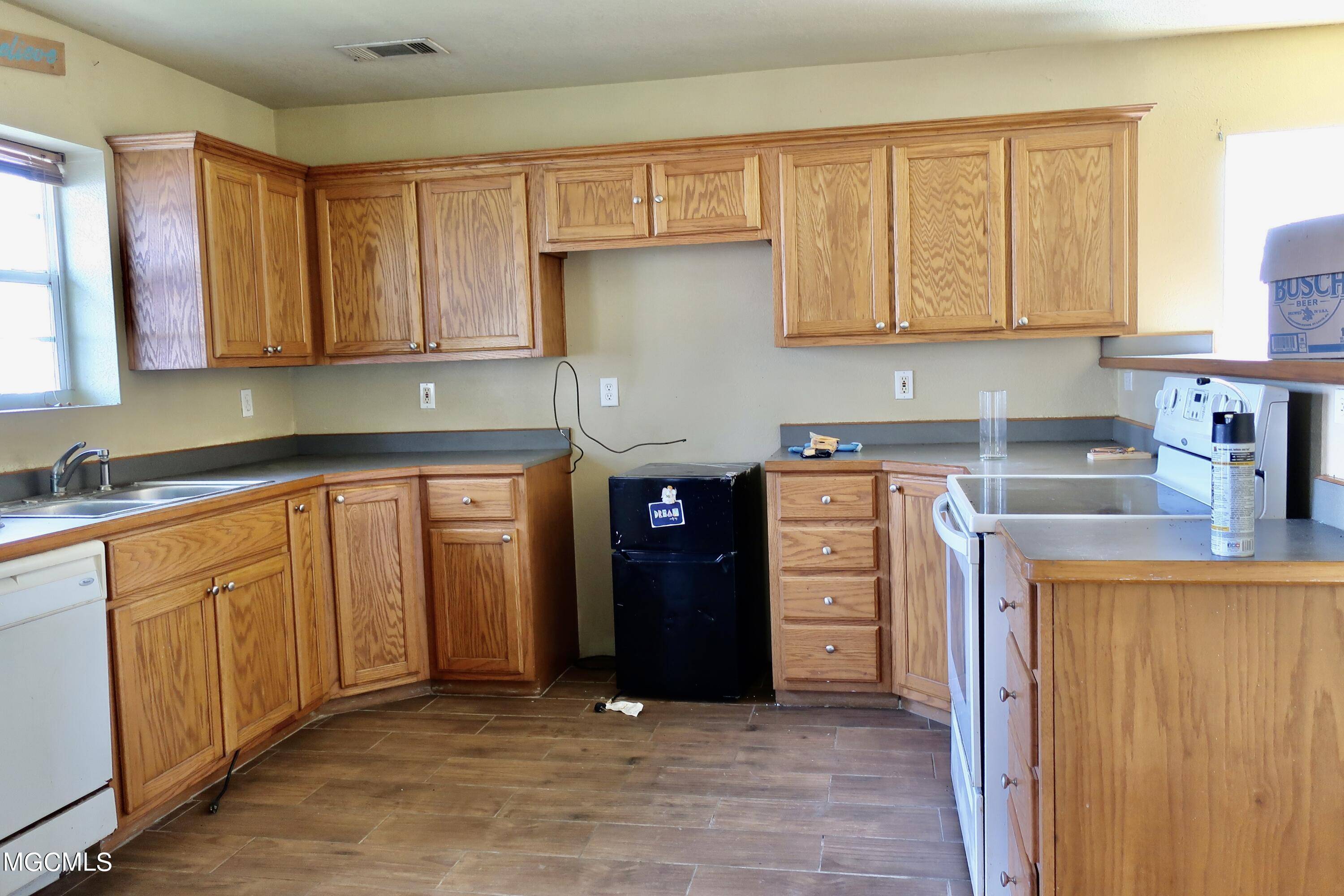 Vancleave, MS 39565,14910 W Stacey St