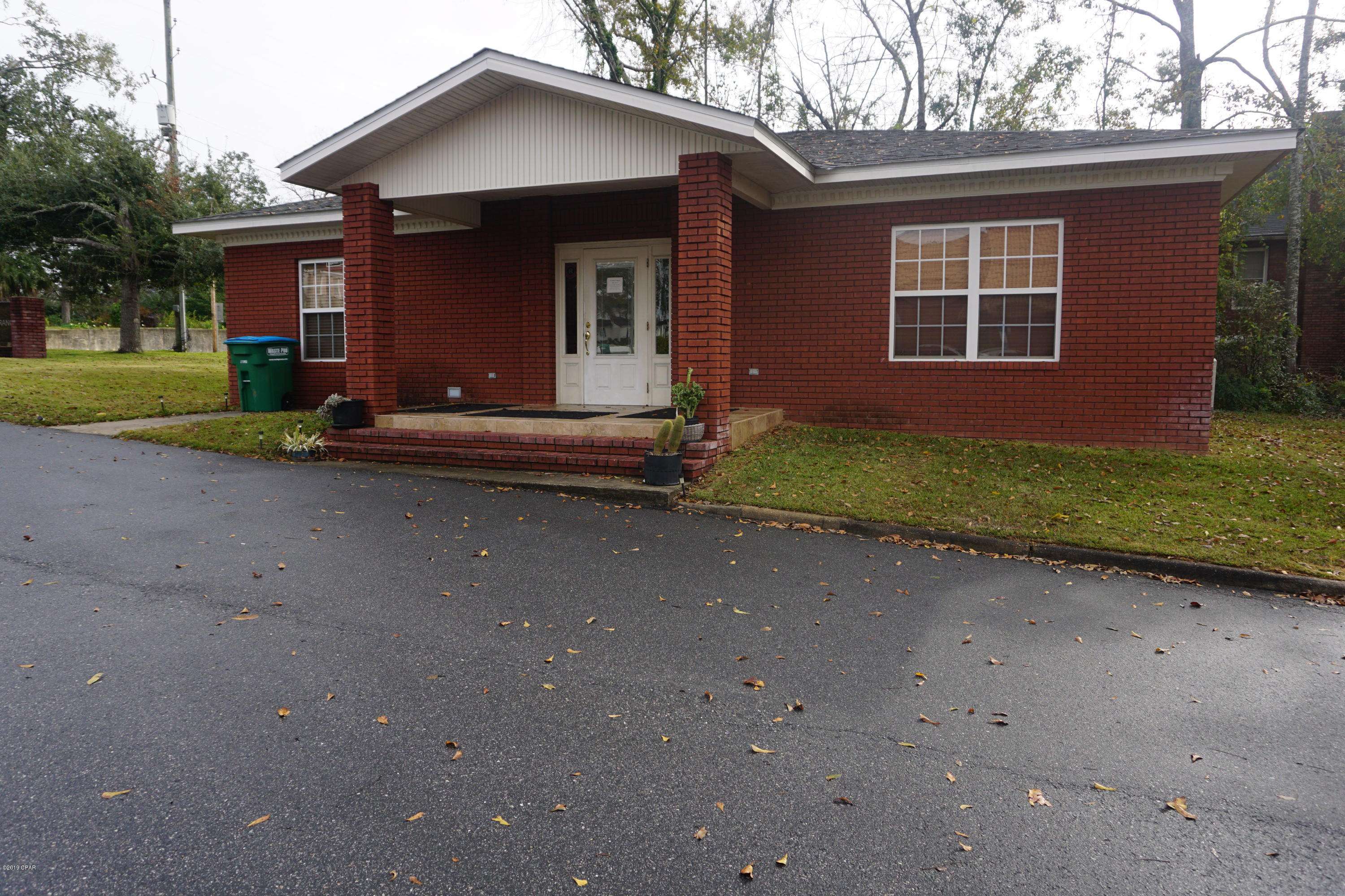 Marianna, FL 32446,4287 Lafayette Street