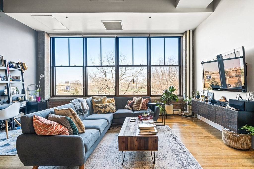 Boston, MA 02128,156 Porter St #247