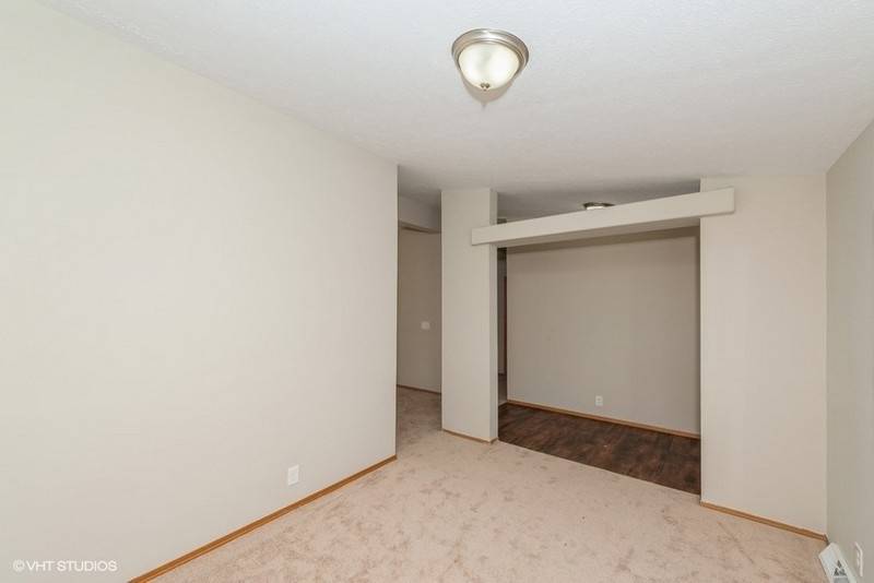 Kawkawlin, MI 48631,365 W River Rd