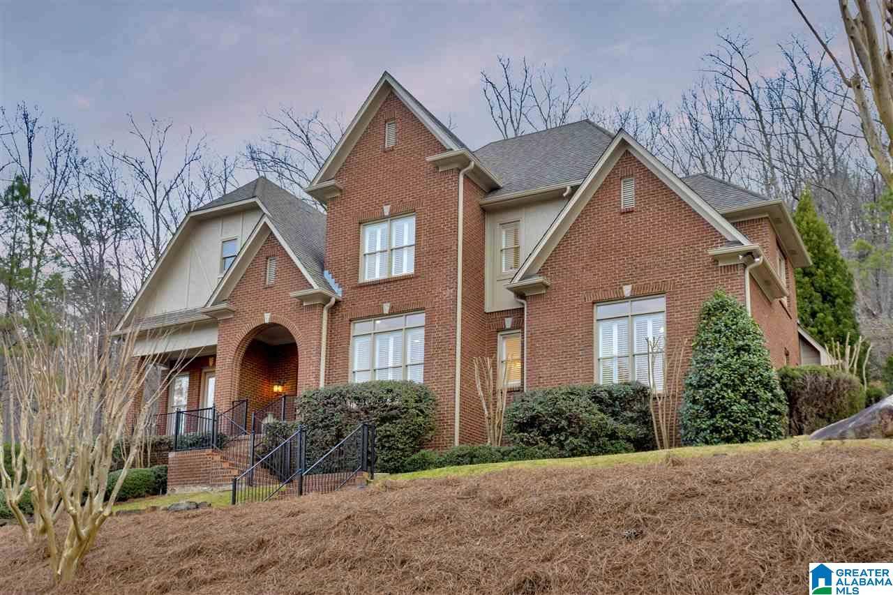 Hoover, AL 35242,411 GREYSTONE GLEN CIRCLE