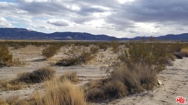 Twenty-nine Palms, CA 92277,0 White Sands Dr