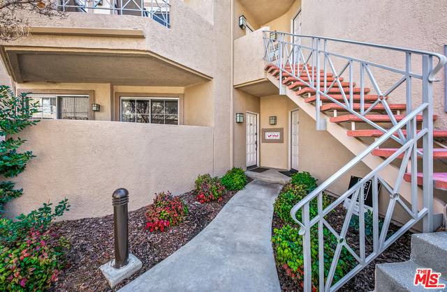 Santa Clarita, CA 91355,23705 Del Monte Dr #241