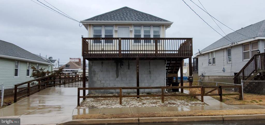 West Wildwood, NJ 08260,705 WEST MAPLE AVE W