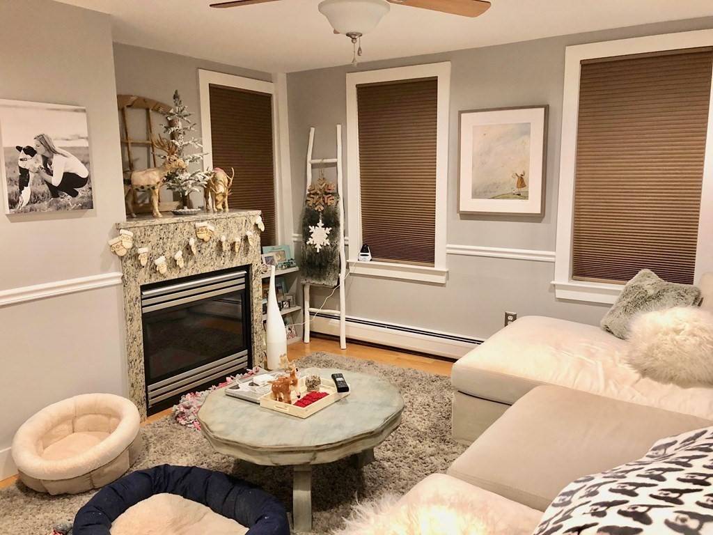 Newburyport, MA 01950,4 Kent St #1