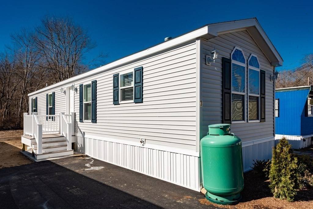 Raynham, MA 02767,1540 Broadway #3