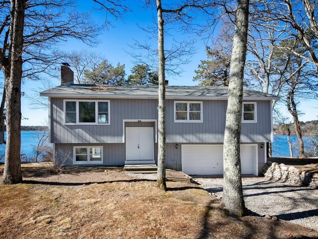 Mashpee, MA 02649,204 Wheeler Rd