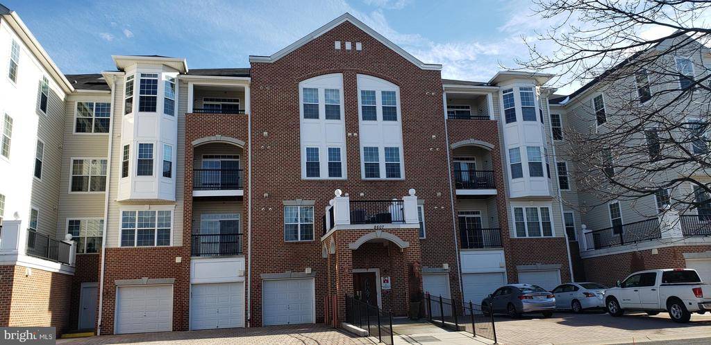 Odenton, MD 21113,8607 WINTERGREEN CT #208