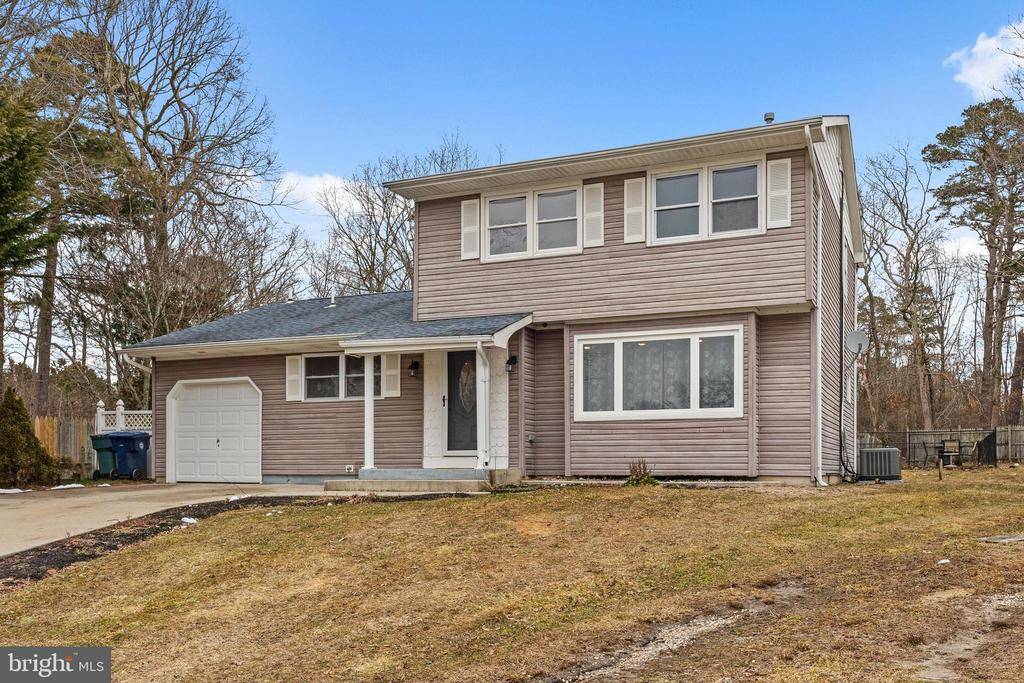 Tuckerton, NJ 08087,119 BUCKHORN LAKE CT