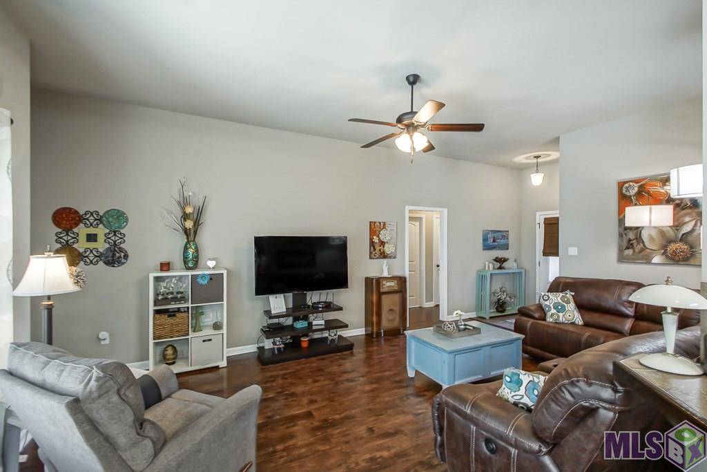 Gonzales, LA 70737,38313 CANEEL BAY CT