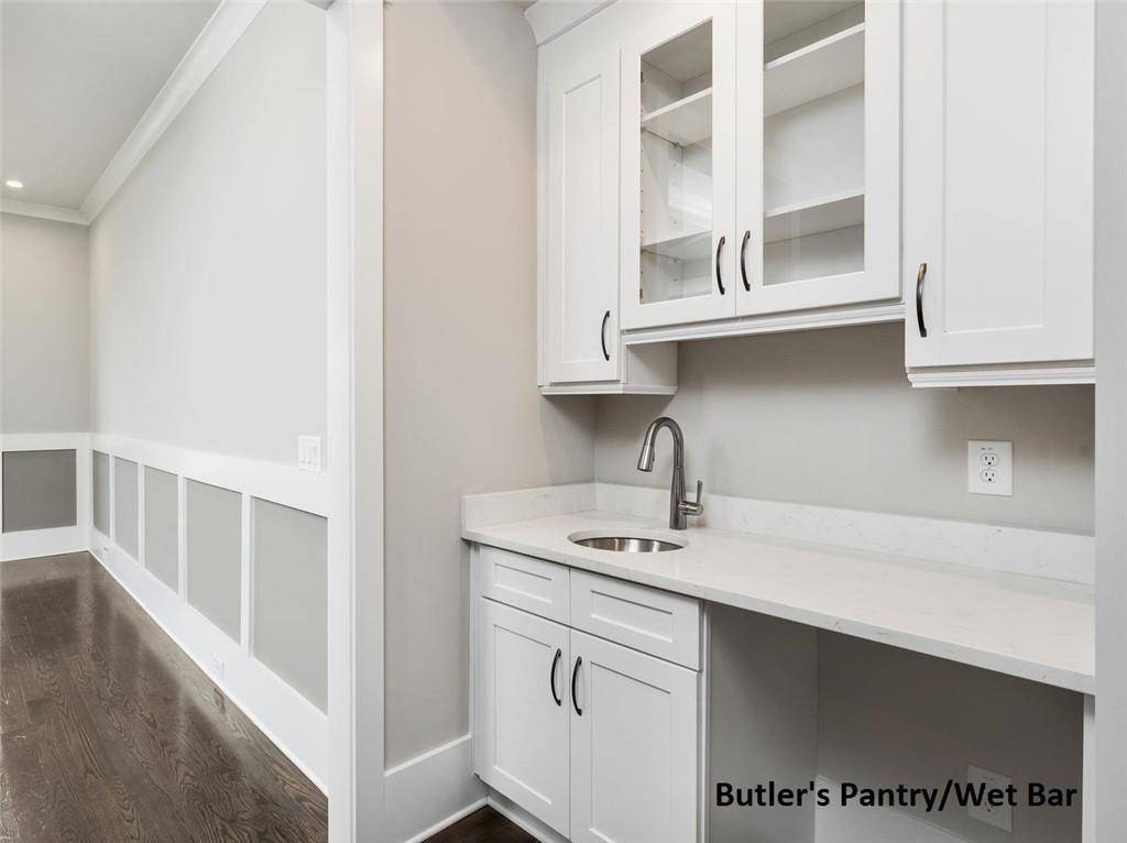 Marietta, GA 30062,4001 Oak Forest CIR