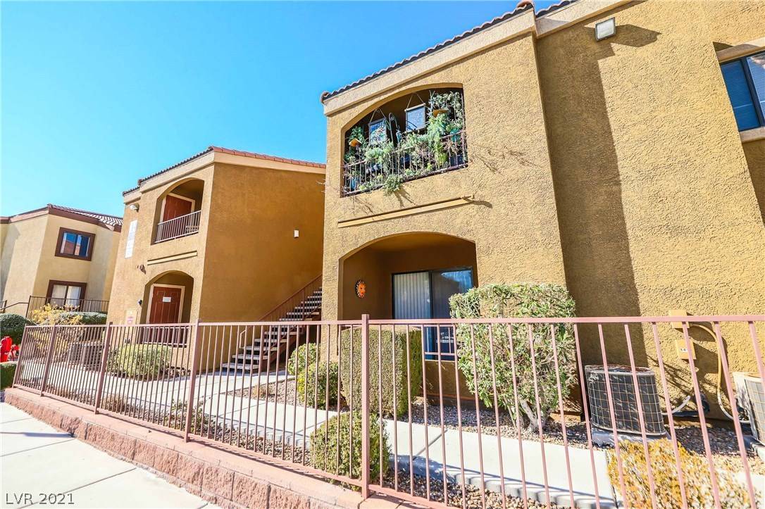 Henderson, NV 89052,950 Seven Hills Drive #1413