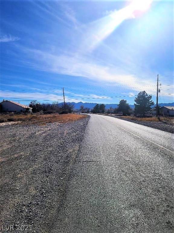 Pahrump, NV 89048,2061 E Dandelion Street