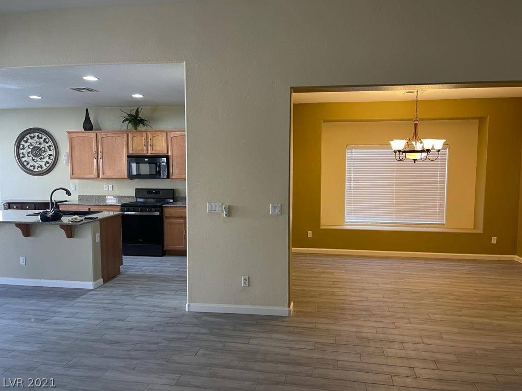 North Las Vegas, NV 89085,3836 Bowers Hollow Avenue