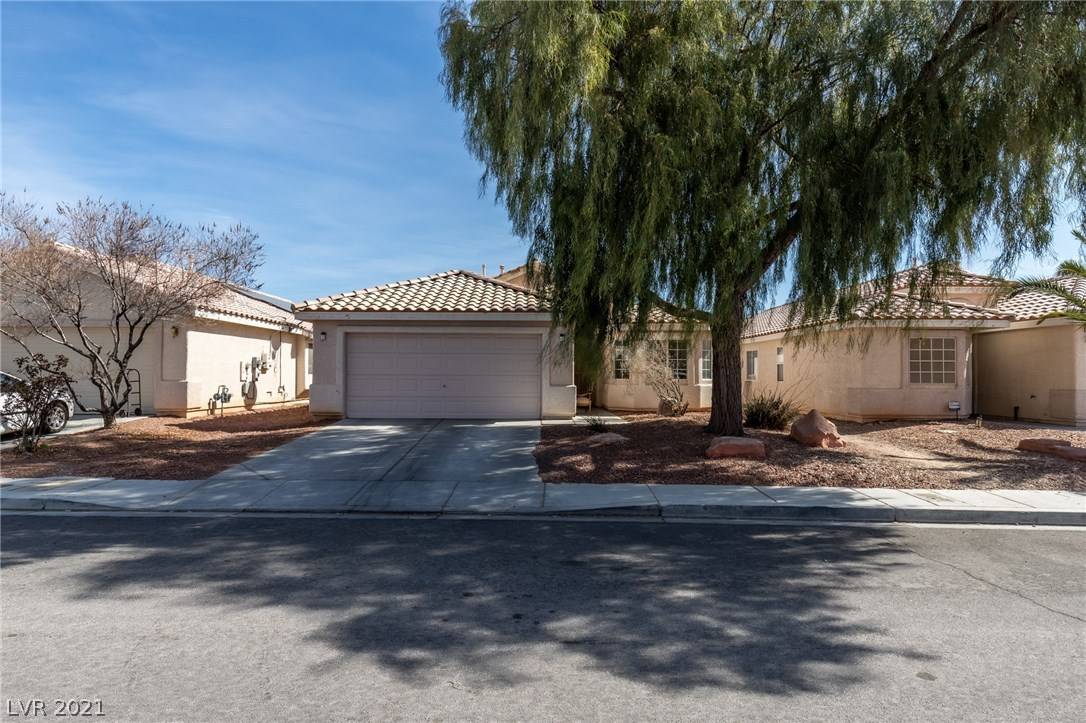 North Las Vegas, NV 89081,4922 Drifting Pebble Street