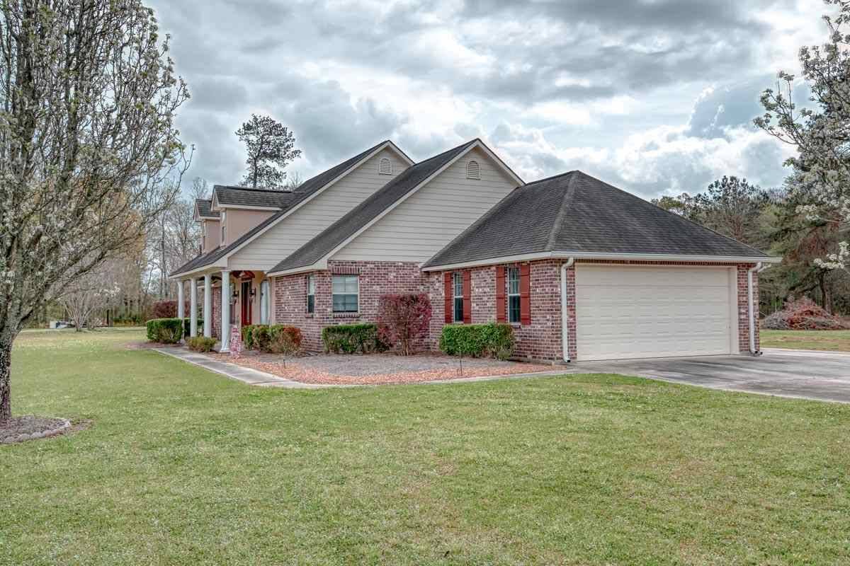 Denham Springs, LA 70706,35010 LOTTS LN