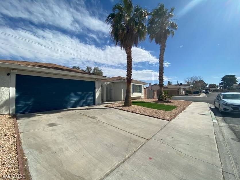 Las Vegas, NV 89103,3590 Calmosa Street