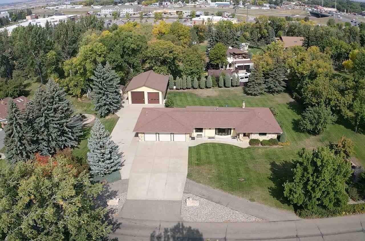 Minot, ND 58701-6840,1800 Parkside Dr.