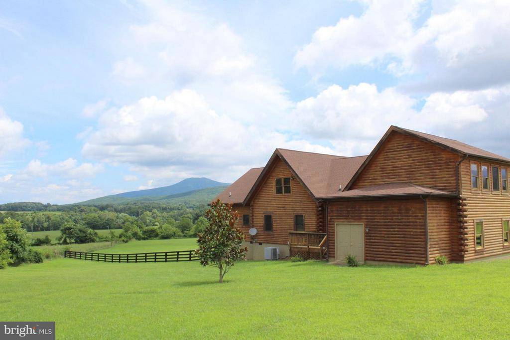 Luray, VA 22835,120 WILDFLOWER LN