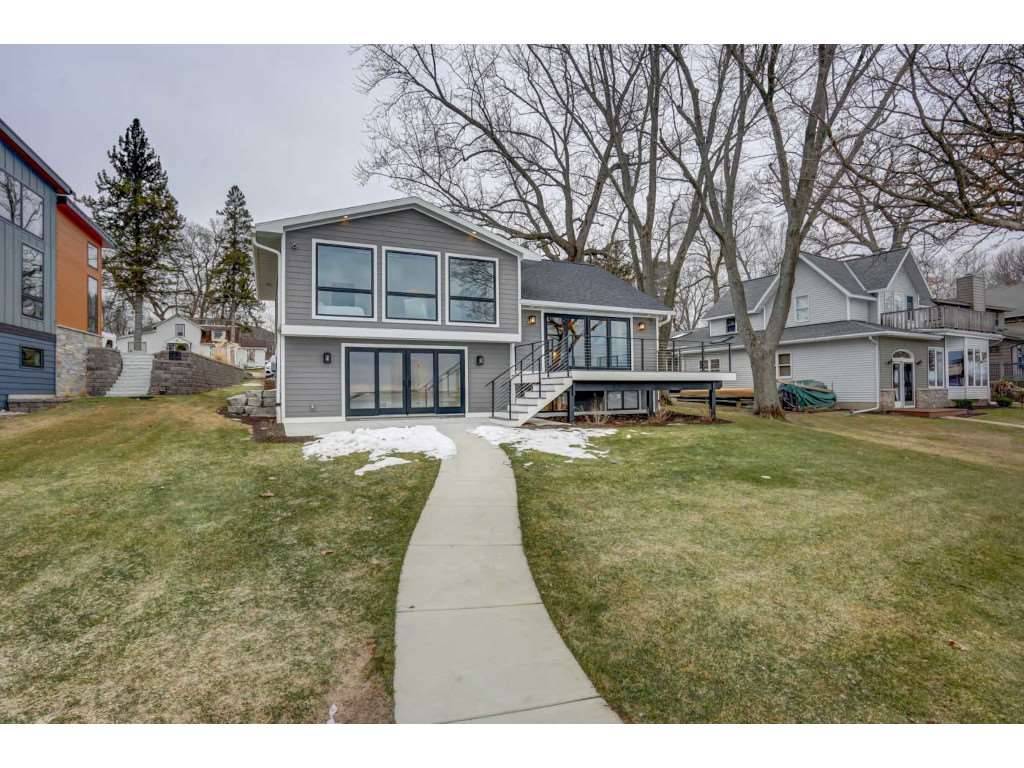 Stoughton, WI 53589,3086 Shadyside Dr