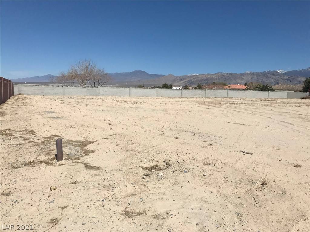 Pahrump, NV 89061,6701 Parkwood Court