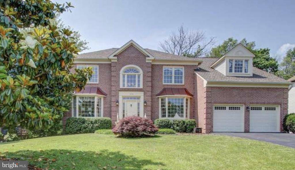 Herndon, VA 20171,13110 WEATHERED OAK CT