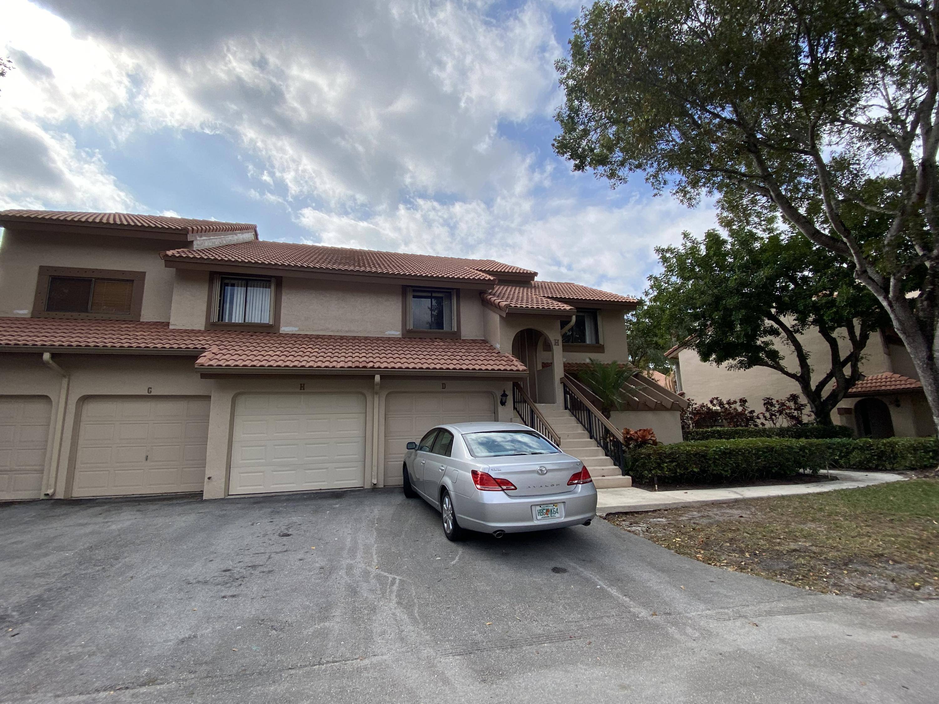 Boca Raton, FL 33486,5660 Coach House CIR Apt H