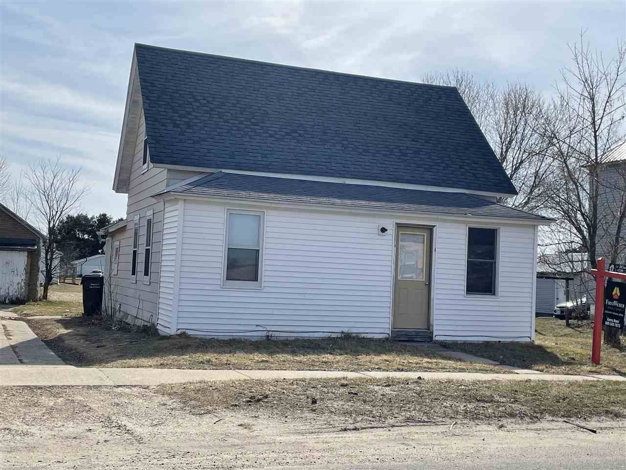 Tomah, WI 54660,421 N Glendale