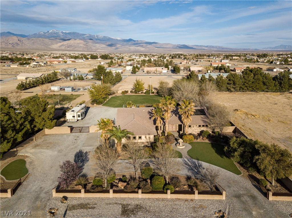 Pahrump, NV 89048,3751 Percheron Avenue