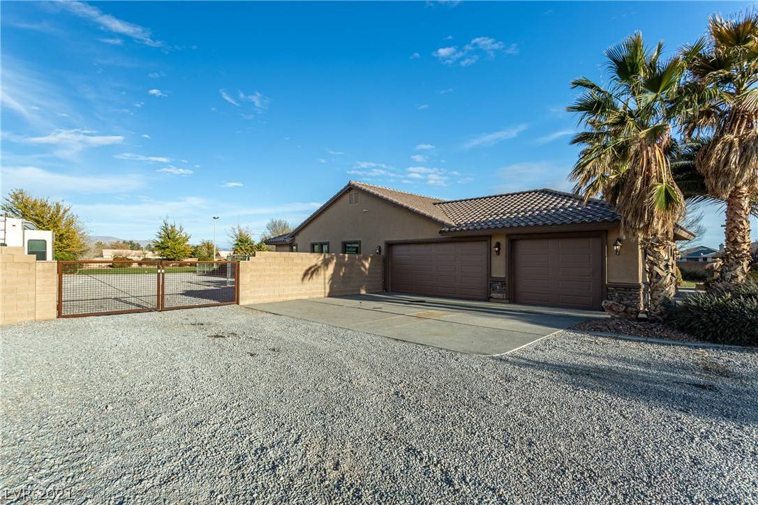 Pahrump, NV 89048,3751 Percheron Avenue