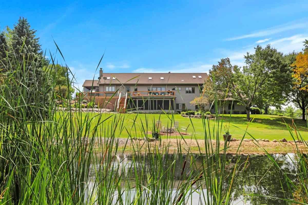 Sun Prairie, WI 53590,3078 Happy Valley Rd