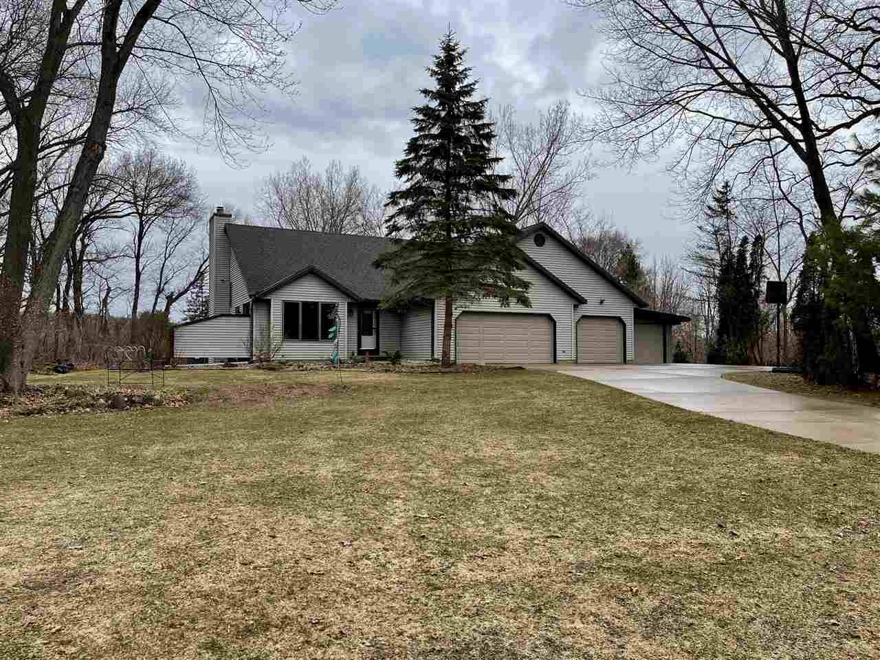 Oregon, WI 53575,6310 Twin Oaks Ct