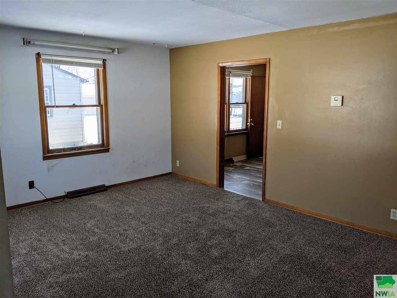 Vermillion, SD 57069,1024/1026 Westend Drive