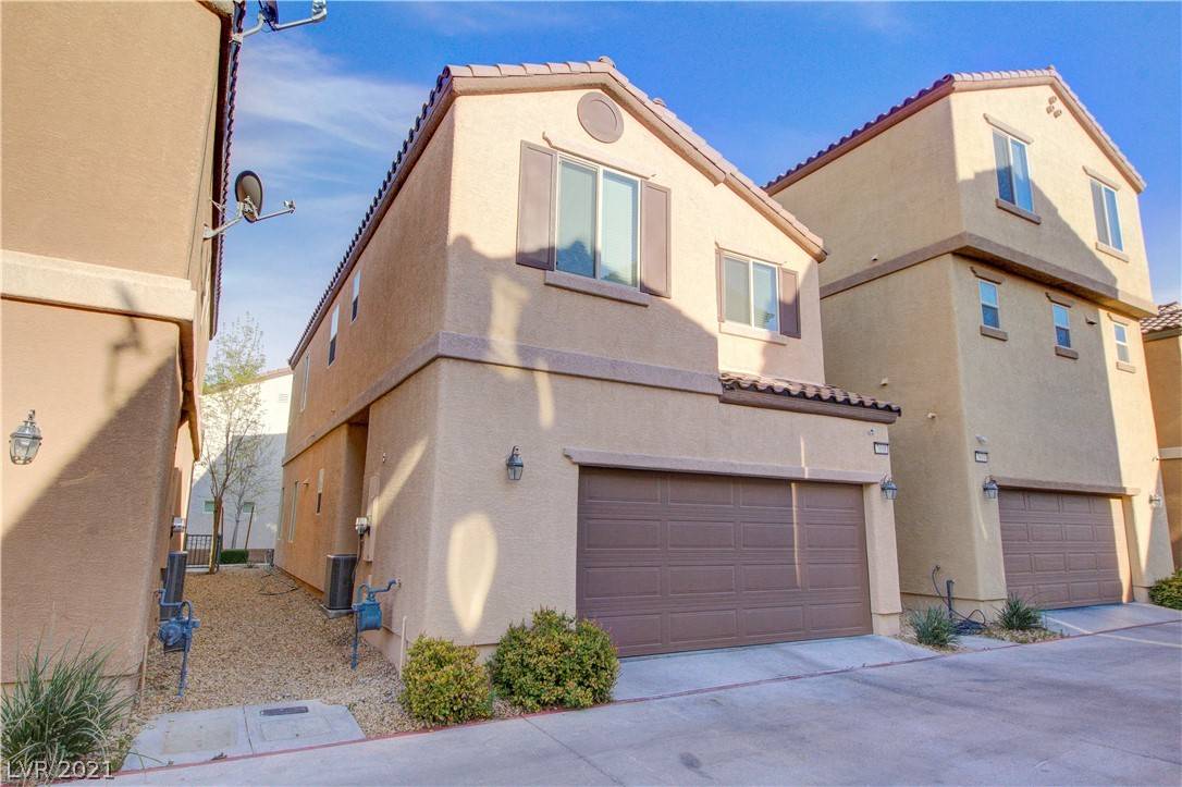 Las Vegas, NV 89149,7608 Tiffany Lamp Court