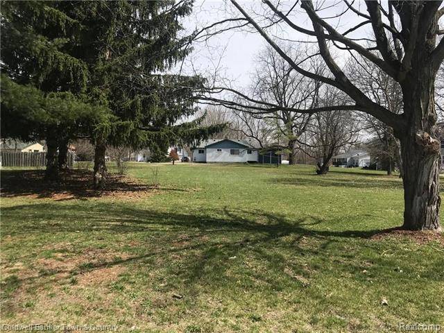 Pinckney Vlg, MI 48169,Lot 0 HOWELL ST S