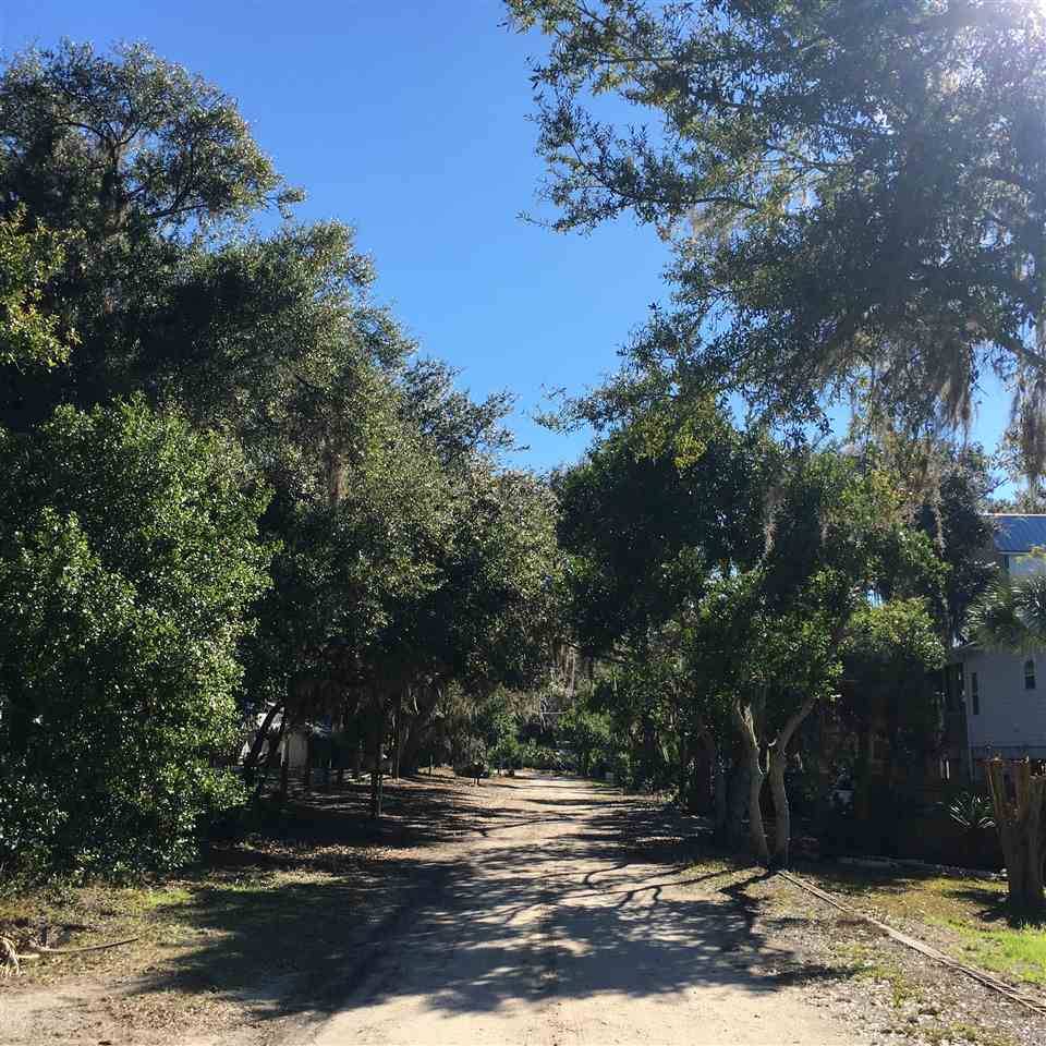 Alligator Point, FL 32346,636 Mariner Circle