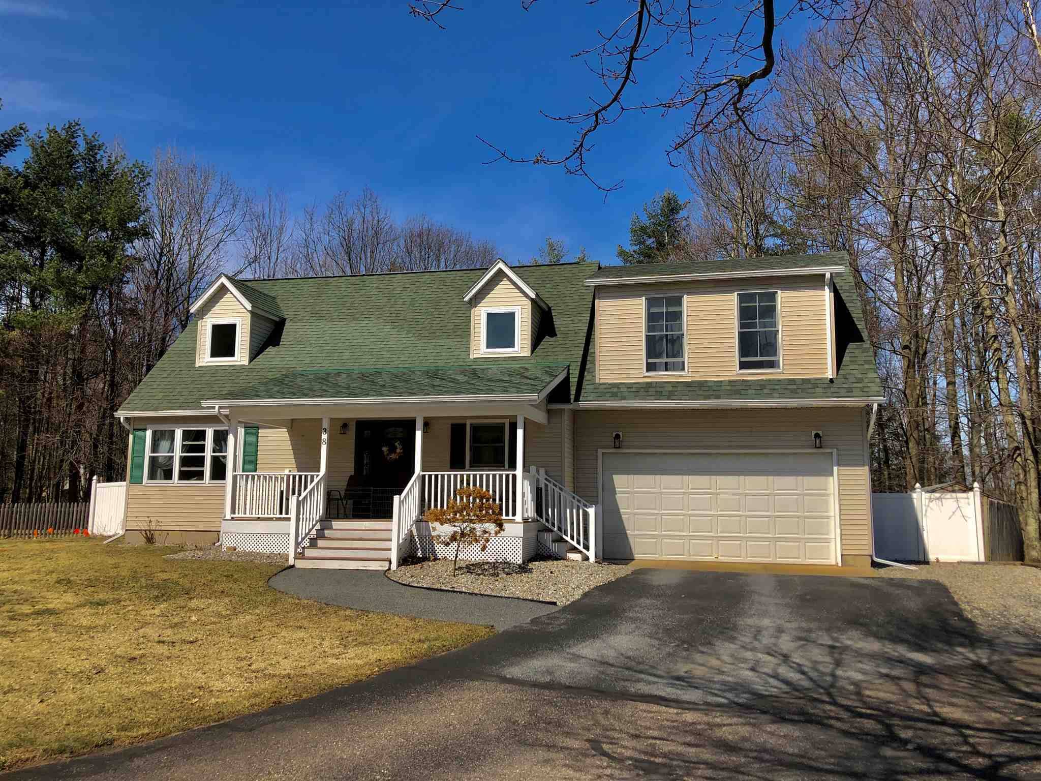 Milton, VT 05468,38 Chrisemily LN