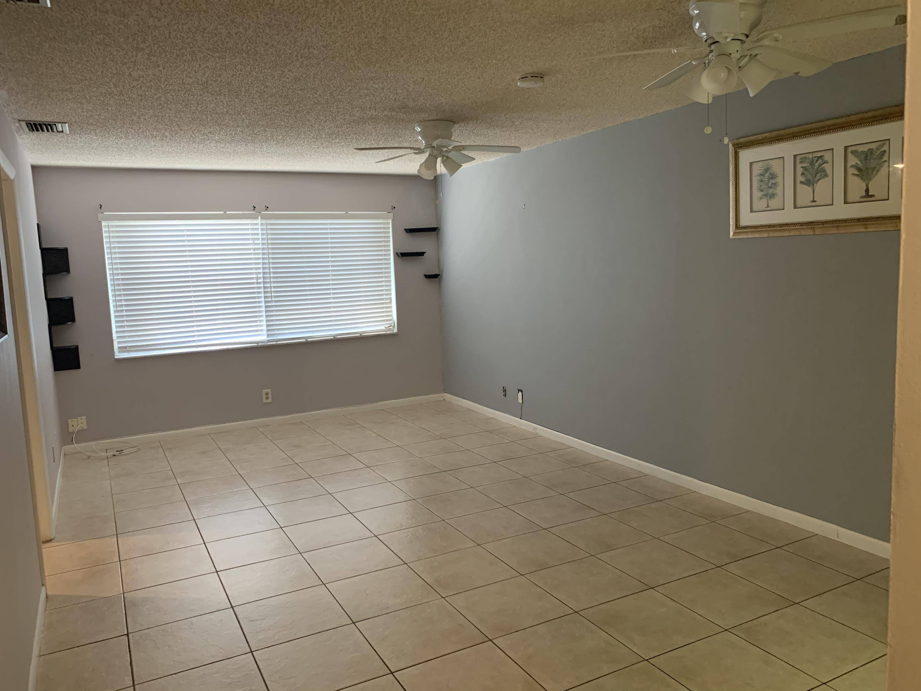 Lantana, FL 33462,420 W Palm ST 7