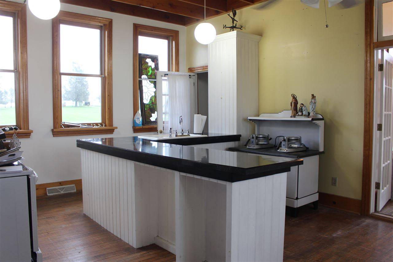 Darlington, WI 53530,13237 Dobbs Rd