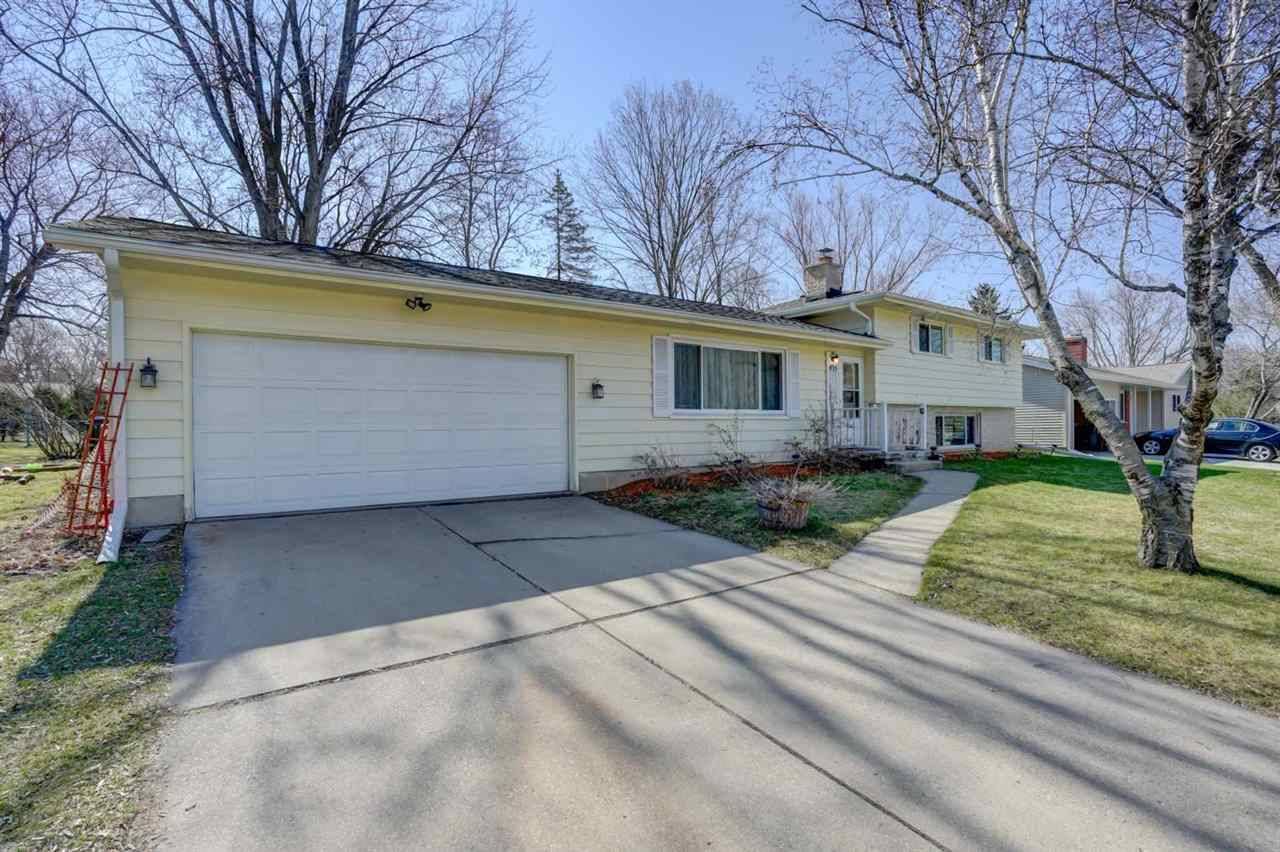 Sun Prairie, WI 53590,435 W Elm St