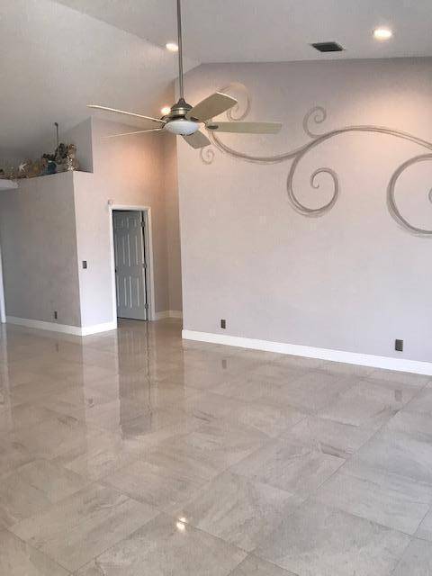 Lake Worth, FL 33467,5416 White Sands CV