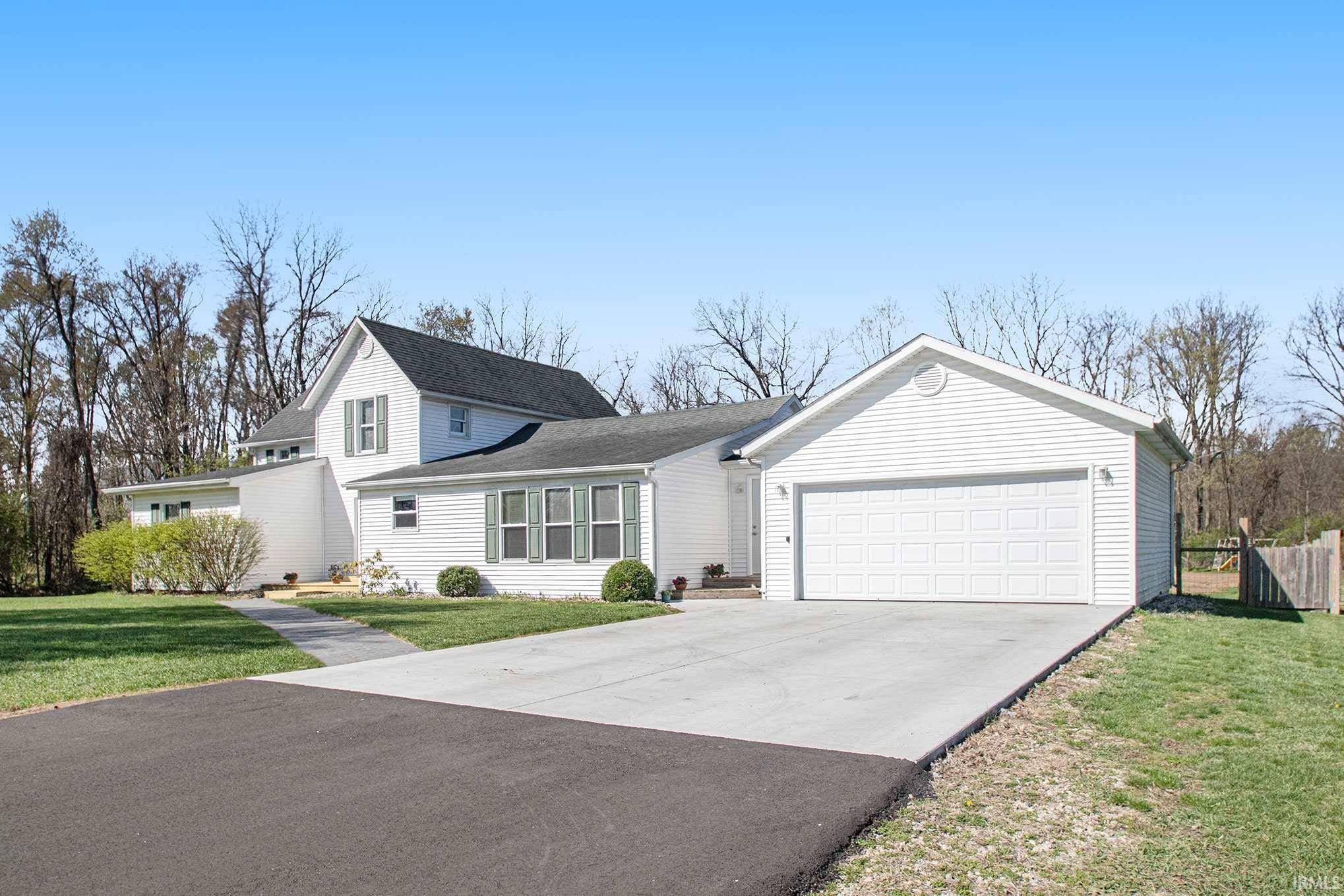 Elkhart, IN 46516-1271,57039 Meadow Glen Drive