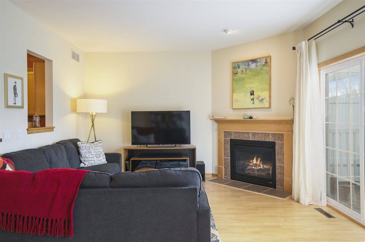 Middleton, WI 53562,628 Bear Claw Way