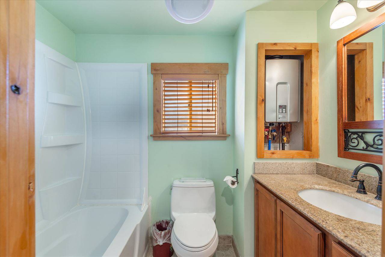 Truckee, CA 96161,11070 Brockway Road #75
