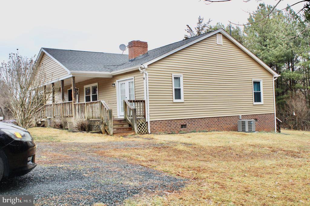 Amherst, VA 24521,159 TOMLIN RD