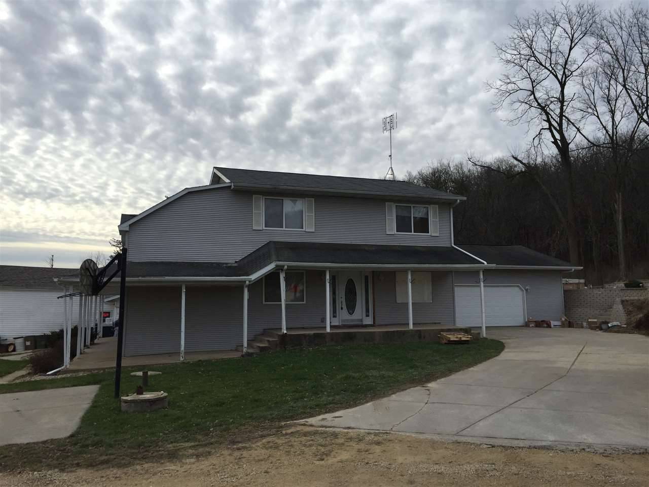 Ridgeway, WI 53582,5320 COUNTY ROAD H