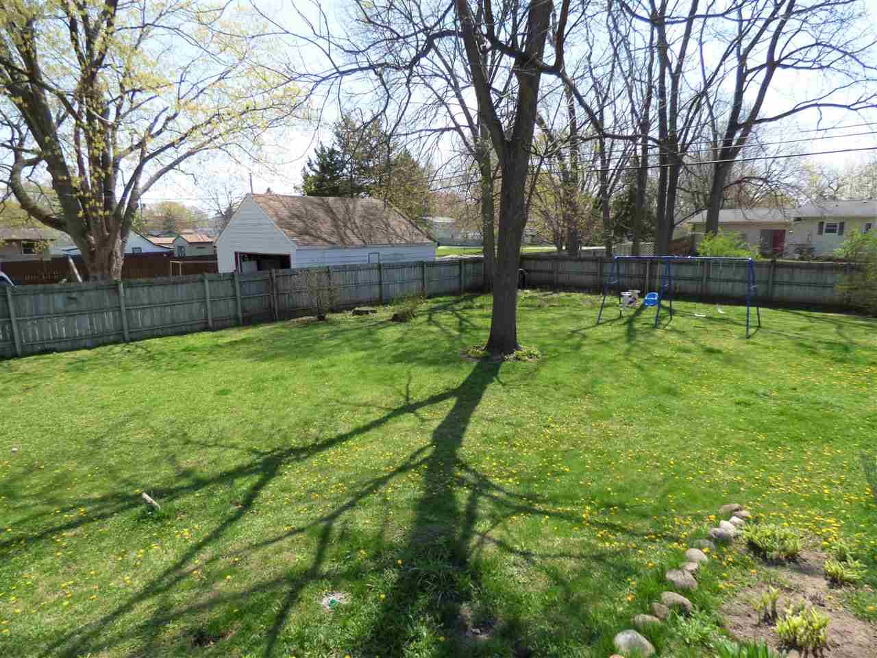 2032 Jackson St, Beloit, WI 53511-5819
