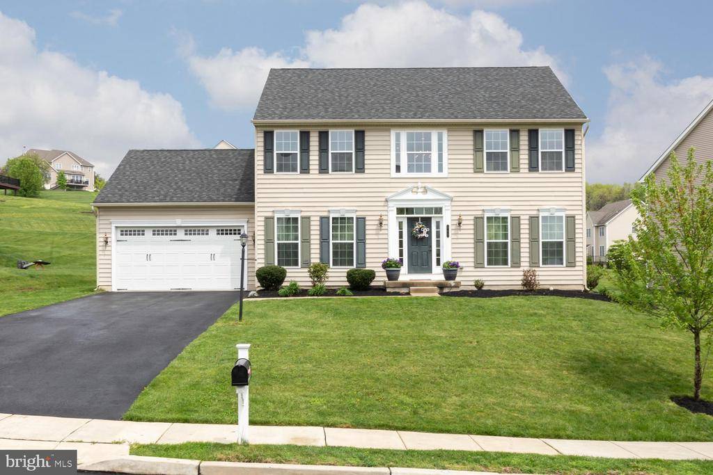 Phoenixville, PA 19460,203 CLOVER LN