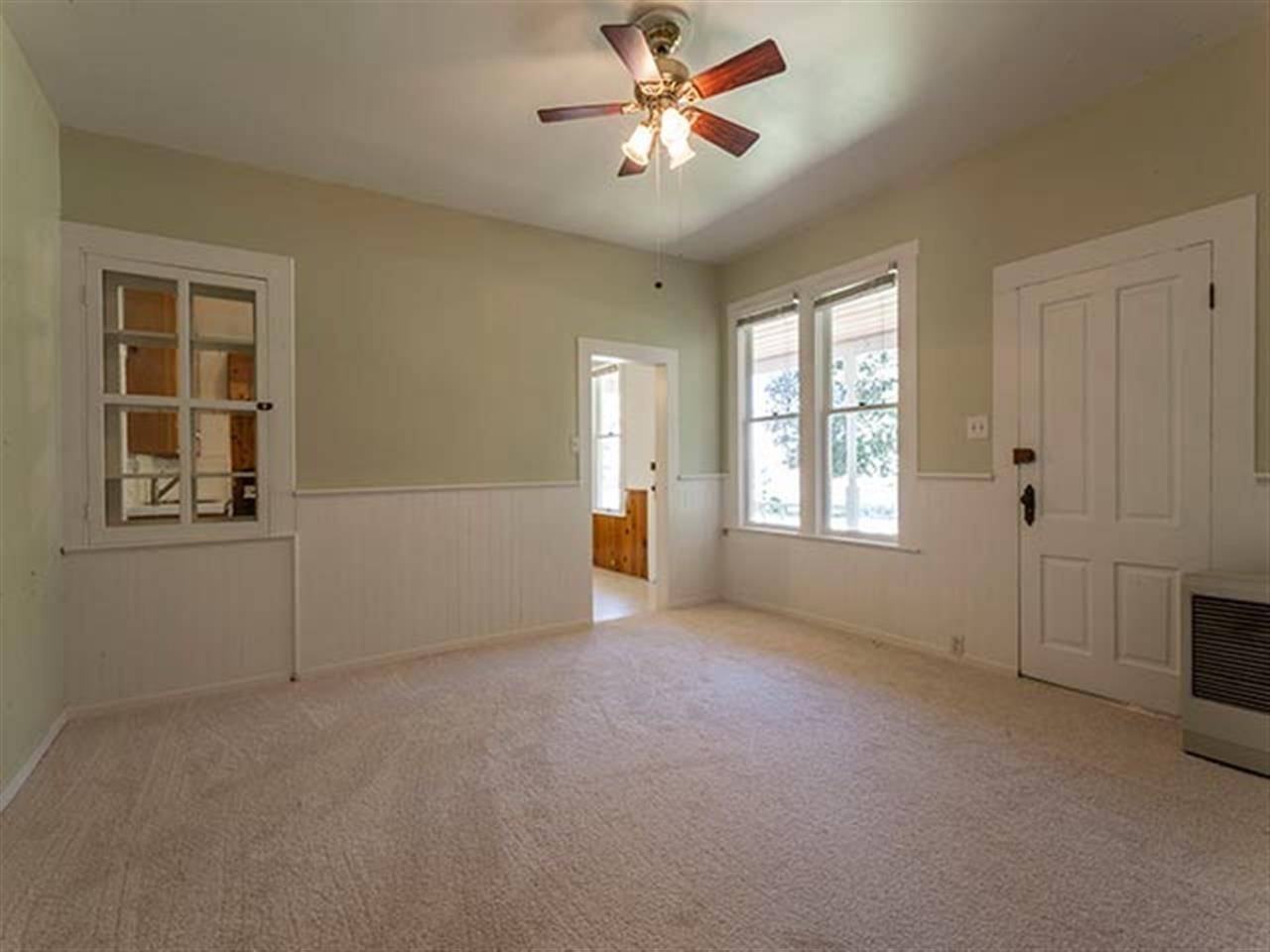 Sierraville, CA 96126,113/115 S Lincoln Street